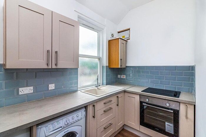 1 Bedroom Apartment To Rent In Middlewood Road, Sheffield, South Yorkshire, S6