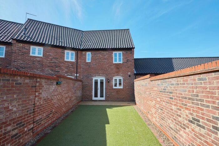 3 Bedroom Link Detached House To Rent In Victory Avenue, Great Yarmouth, NR31