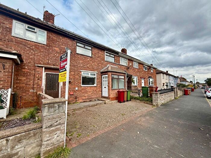 3 Bedroom Terraced House To Rent In Shipton Road, Scunthorpe, DN16