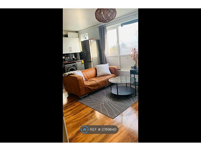 1 Bedroom Flat To Rent In Alexandra Road, Hounslow, TW3