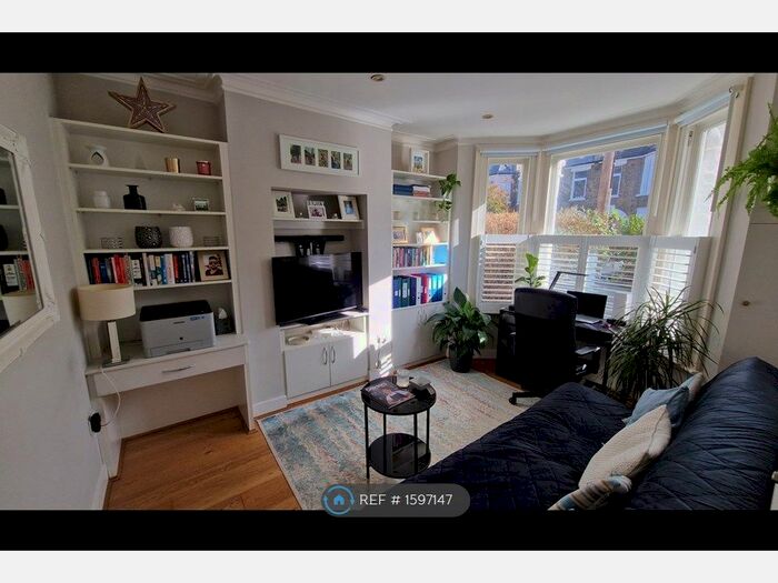 1 Bedroom Maisonette To Rent In Petersfield Road, London, W3