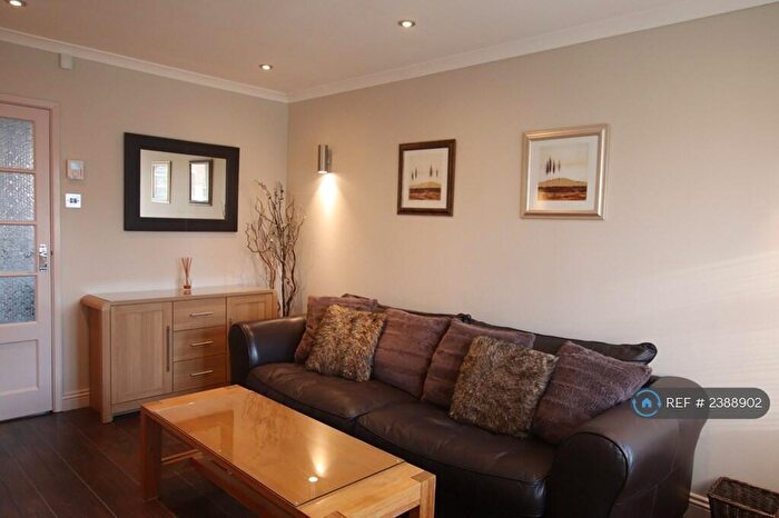 2 Bedroom End Of Terrace House To Rent In Windmill Court, Newcastle Upon Tyne, NE2