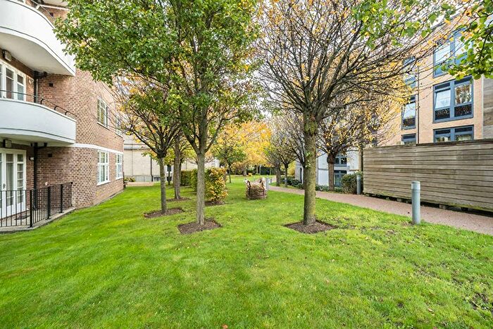1 Bedroom Flat To Rent In Scott Avenue, London, SW15
