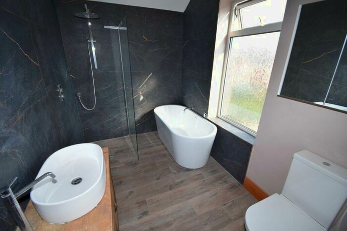 4 Bedroom Property To Rent In Bed All En-suit, DE22