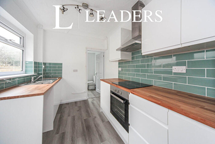 3 Bedroom Semi-Detached House To Rent In Victoria Street, Dunstable, LU6