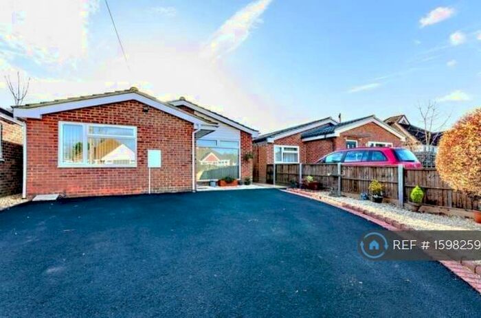 3 Bedroom Bungalow To Rent In Rydes Hill Crescent, Guildford, GU2