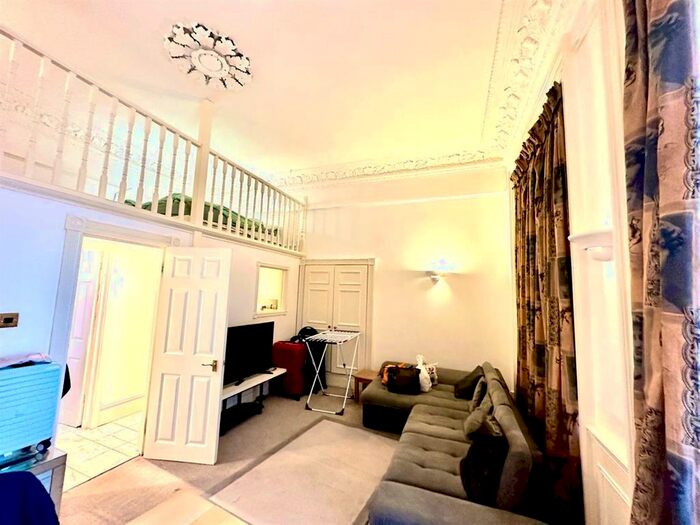 1 Bedroom Flat To Rent In Queen's Gate, London, SW7