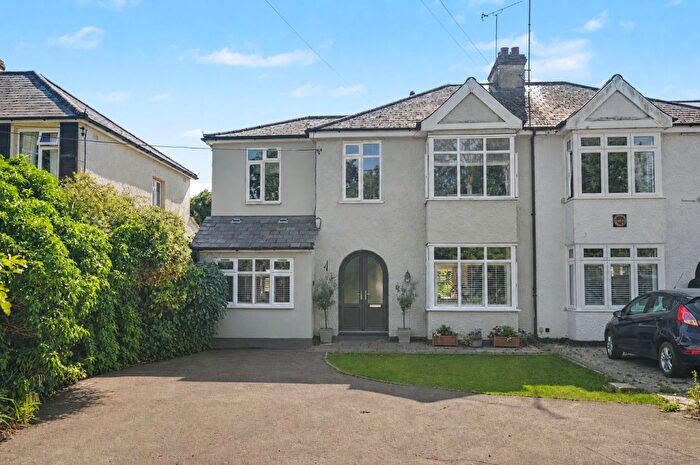 4 Bedroom Semi-Detached House For Sale In Peartree Lane, Danbury, CM3