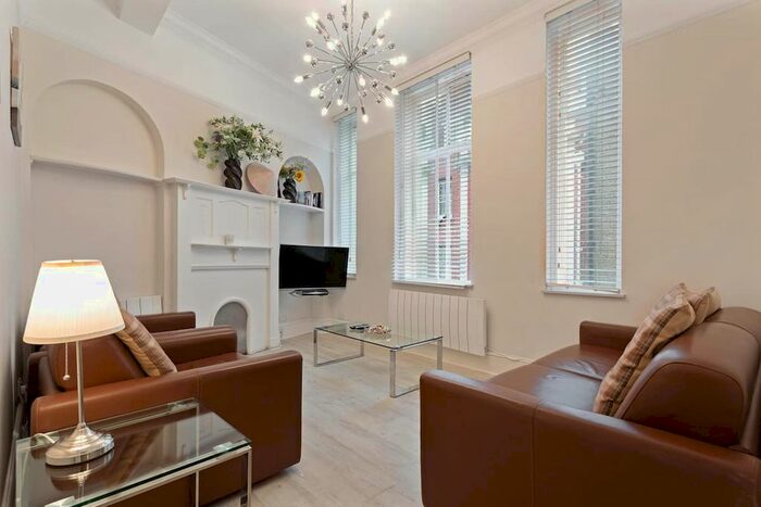 2 Bedroom Property To Rent In Ml - Marylebone High Street, London, W1U