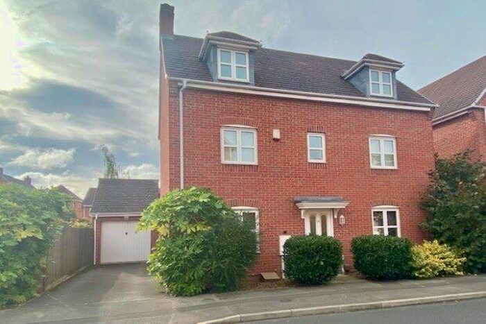 4 Bedroom Detached House To Rent In Bradbury Gardens, Nottingham, NG11
