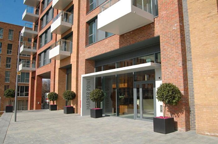 1 Bedroom Flat To Rent In Marner Point, Jefferson Plaza, Bow, Bow, Bromley-By-Bow, Stratford, London, E3