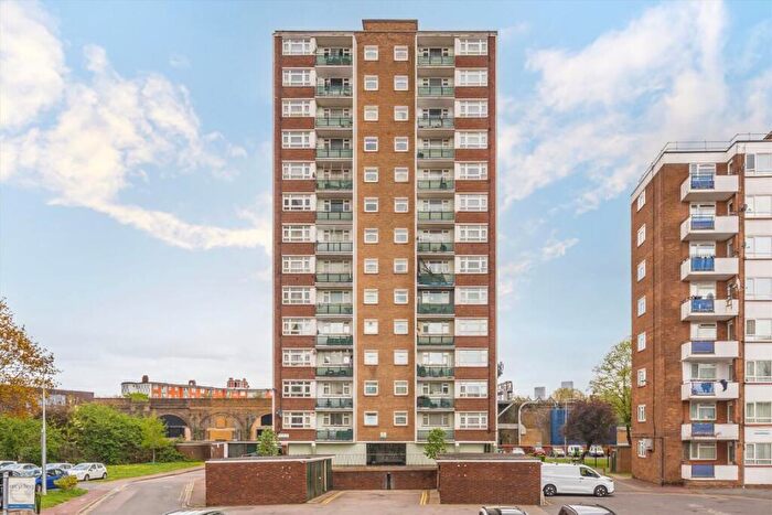 1 Bedroom Flat To Rent In Rennie Estate, London, SE16
