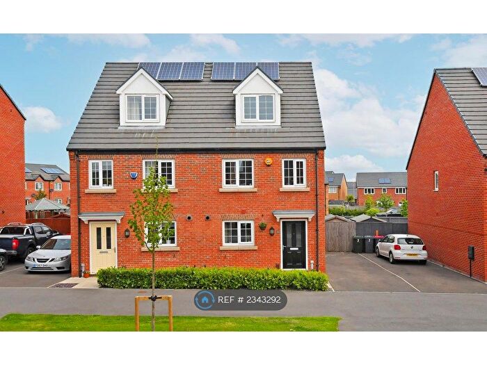 3 Bedroom Semi-Detached House To Rent In Castleton Way, Sheffield, S60