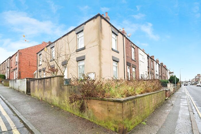 2 Bedroom End Terrace House For Sale In York Street, Wombwell, Barnsley, S73