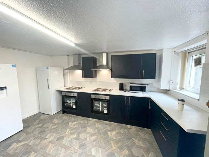 8 Bedroom Semi-Detached House To Rent In Wood Road, Pontypridd, CF37