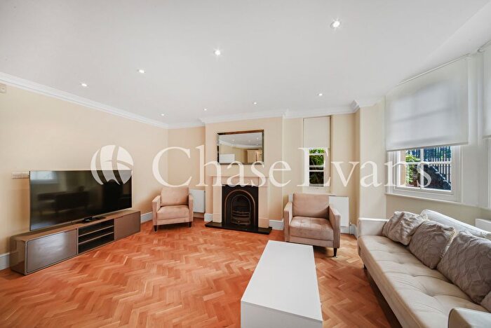2 Bedroom Flat To Rent In Egerton Place, Knightsbridge, London, SW3