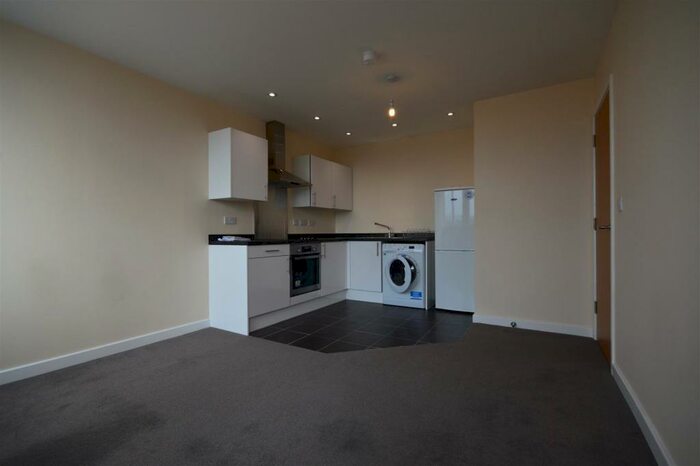 1 Bedroom Flat To Rent In Burleys Way, Leicester, LE1
