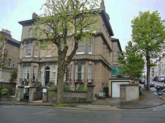 1 Bedroom Flat To Rent In Buckingham Road, Brighton, BN1