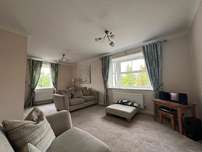 5 Bedroom Detached House To Rent In Redhouse, North Swindon, SN25
