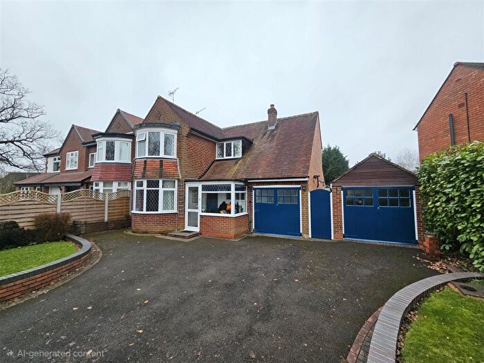 3 Bedroom Semi Detached House For Sale In Silverbirch Road, Solihull, B91