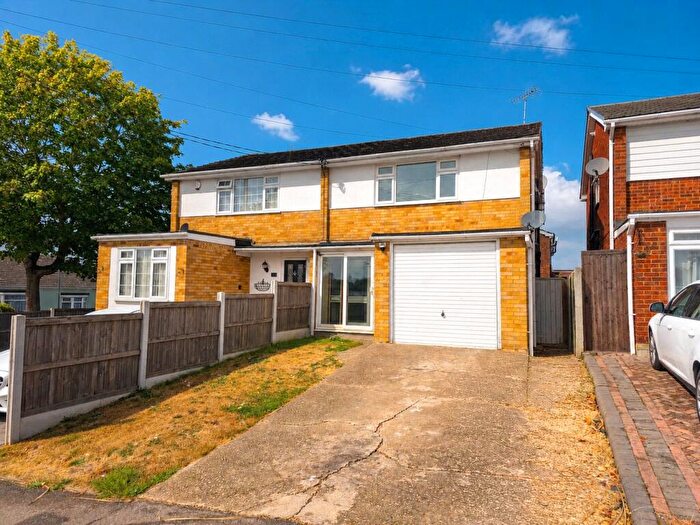 3 Bedroom Semi-Detached House For Sale In Eastwood Rise, Eastwood, Leigh-On-Sea, Essex, SS9