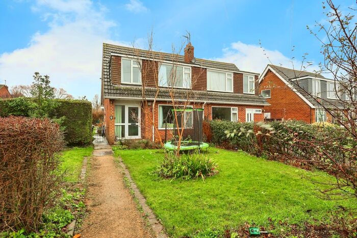 3 Bedroom Semi-Detached House For Sale In Pinfold Lane, Kinoulton, Nottingham, Nottinghamshire, NG12