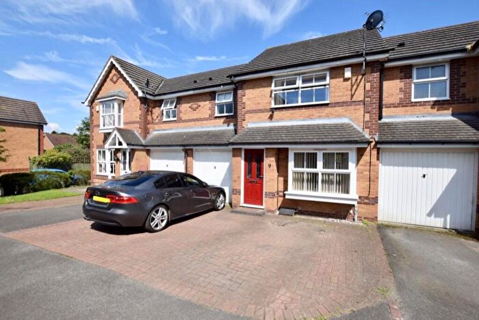 3 Bedroom Terraced House For Sale In Oak Way, Bannerbrook, Coventry - No Onward Chain, CV4