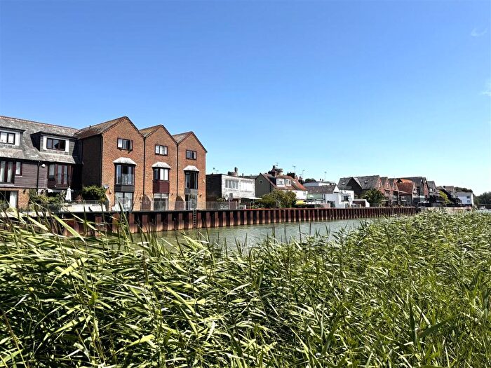 3 Bedroom Terraced House For Sale In Tarrant Wharf, Arundel, BN18