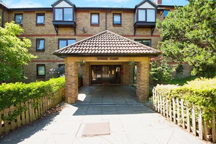 1 Bedroom Flat For Sale In Diploma Avenue, London, N2