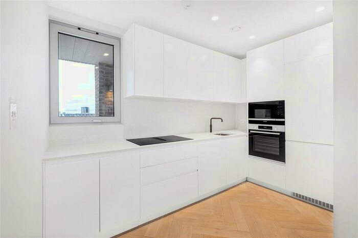 1 Bedroom Apartment To Rent In Downs Road, London, E5