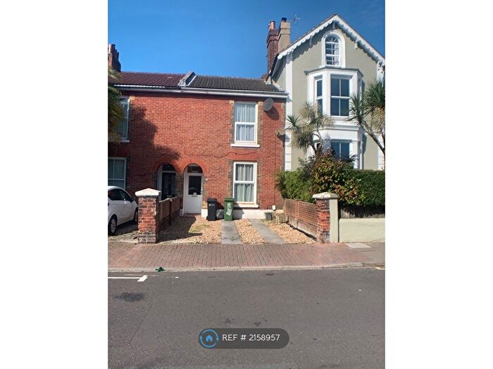 4 Bedroom Terraced House To Rent In Duncan Road, Southsea, PO5