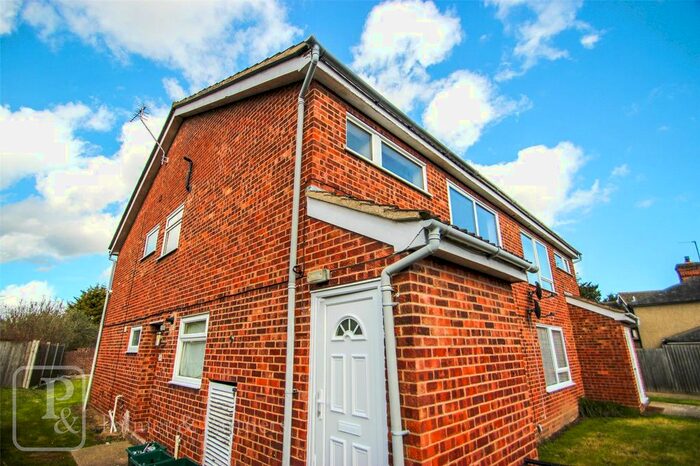 2 Bedroom Flat To Rent In Bell Close, Colchester, Essex, CO2