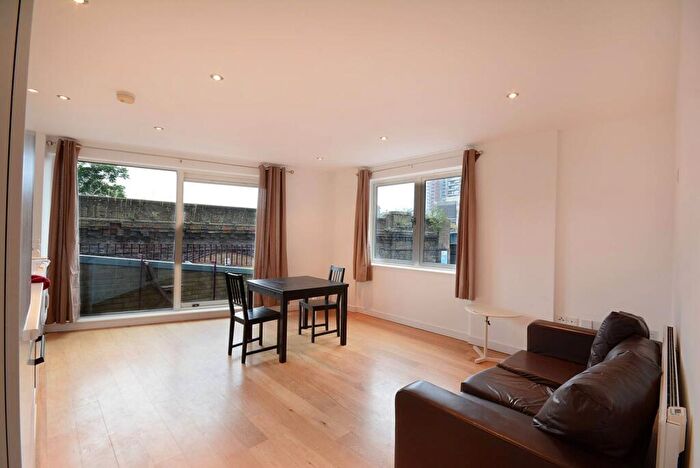 1 Bedroom Flat To Rent In Steedman Street, Elephant And Castle, SE17
