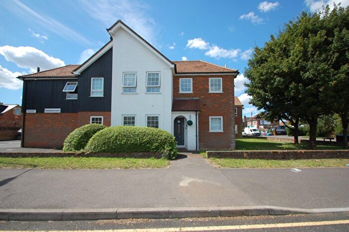 2 Bedroom Flat To Rent In Home Farm Court, Narcot Lane, Chalfont St. Giles, HP8