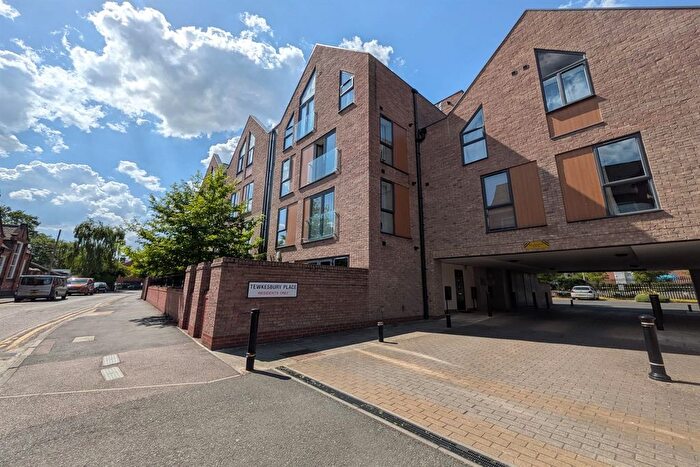 2 Bedroom Flat To Rent In Tewkesbury Place, Beeston, NG9