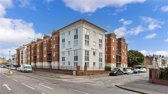 2 Bedroom Flat For Sale In Harold Road, Margate, Kent, CT9