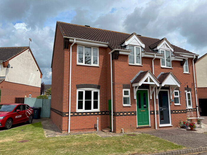 3 Bedroom Semi-Detached House To Rent In Ely Close, Bracebridge Heath, LN4