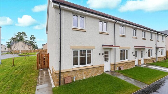 3 Bedroom End Of Terrace House For Sale In Warbler Court, Alloa, Clackmannanshire, FK10