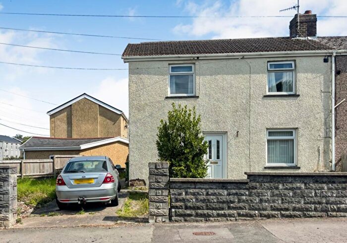 3 Bedroom Semi-Detached House For Sale In Heol Ynysawdre, Sarn, Bridgend, Mid Glamorgan, CF32