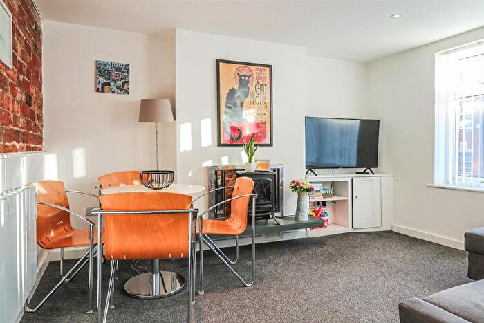 1 Bedroom Flat To Rent In King Street, Southport, PR8