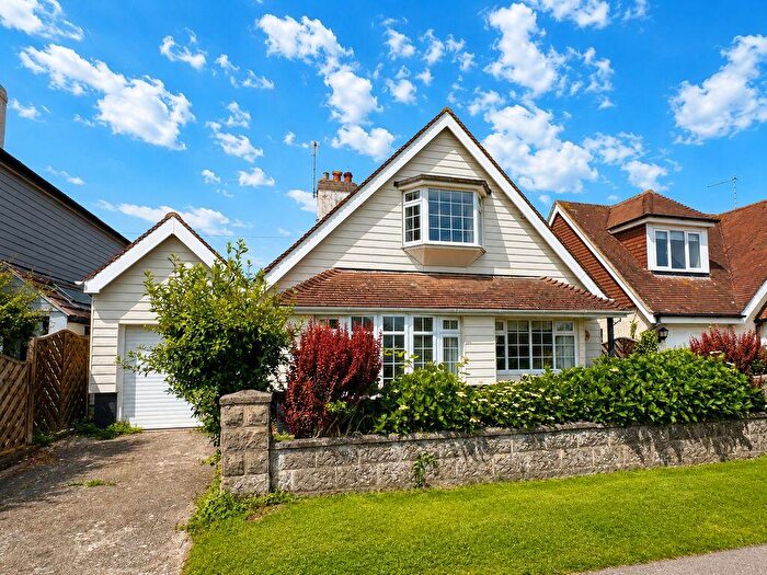 3 Bedroom Detached House For Sale In Longport Road, Beach Estate, PO22