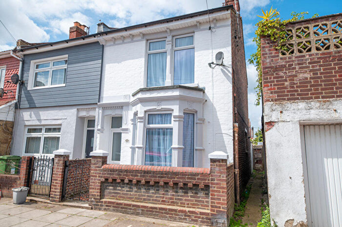 3 Bedroom Terraced House For Sale In Bedhampton Road, North End, PO2