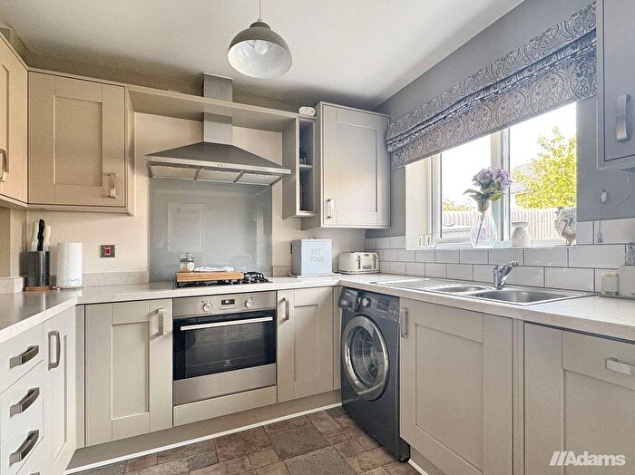 3 Bedroom Semi-detached House For Sale In Stoneacre Close, Lowton, WA3