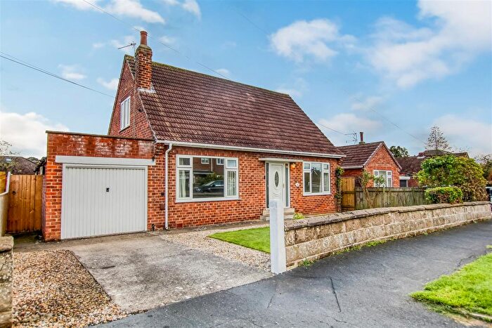 3 Bedroom Detached Bungalow For Sale In Millfield Avenue, Northallerton, DL6