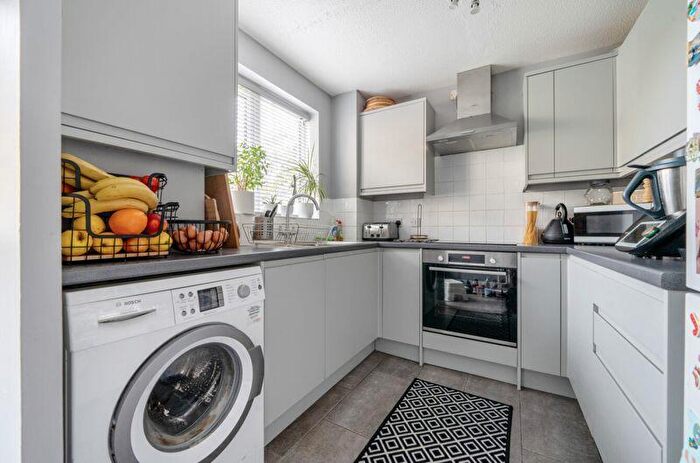 2 Bedroom End Of Terrace House For Sale In Avocet Way, Bicester, OX26