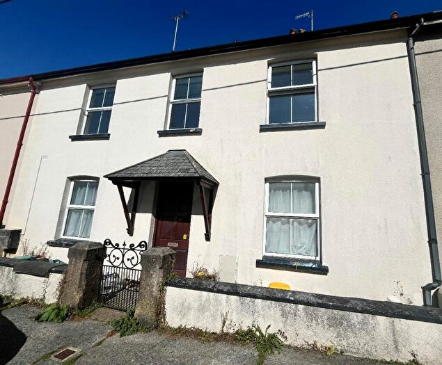2 Bedroom Flat To Rent In Kempley Road, Okehampton, EX20
