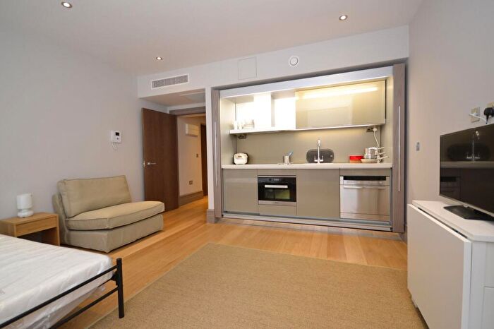 1 Bedroom Flat To Rent In Dorset Square, London, NW1