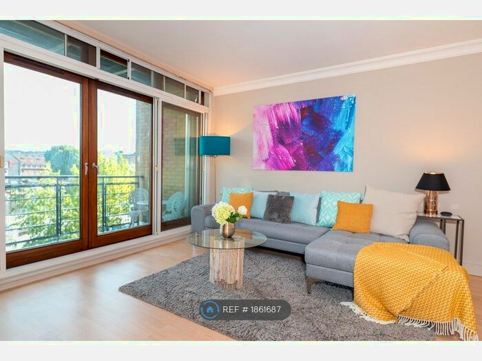 2 Bedroom Flat To Rent In Osprey Court, London, E1W