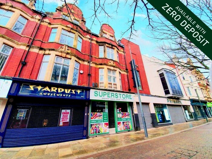 Flats to rent in Maesglas Road, NP20, Newport