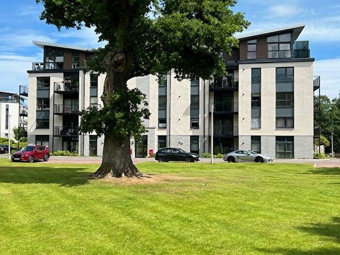 2 Bedroom Flat To Rent In May Baird Gardens South, Cornhill, Aberdeen, AB25